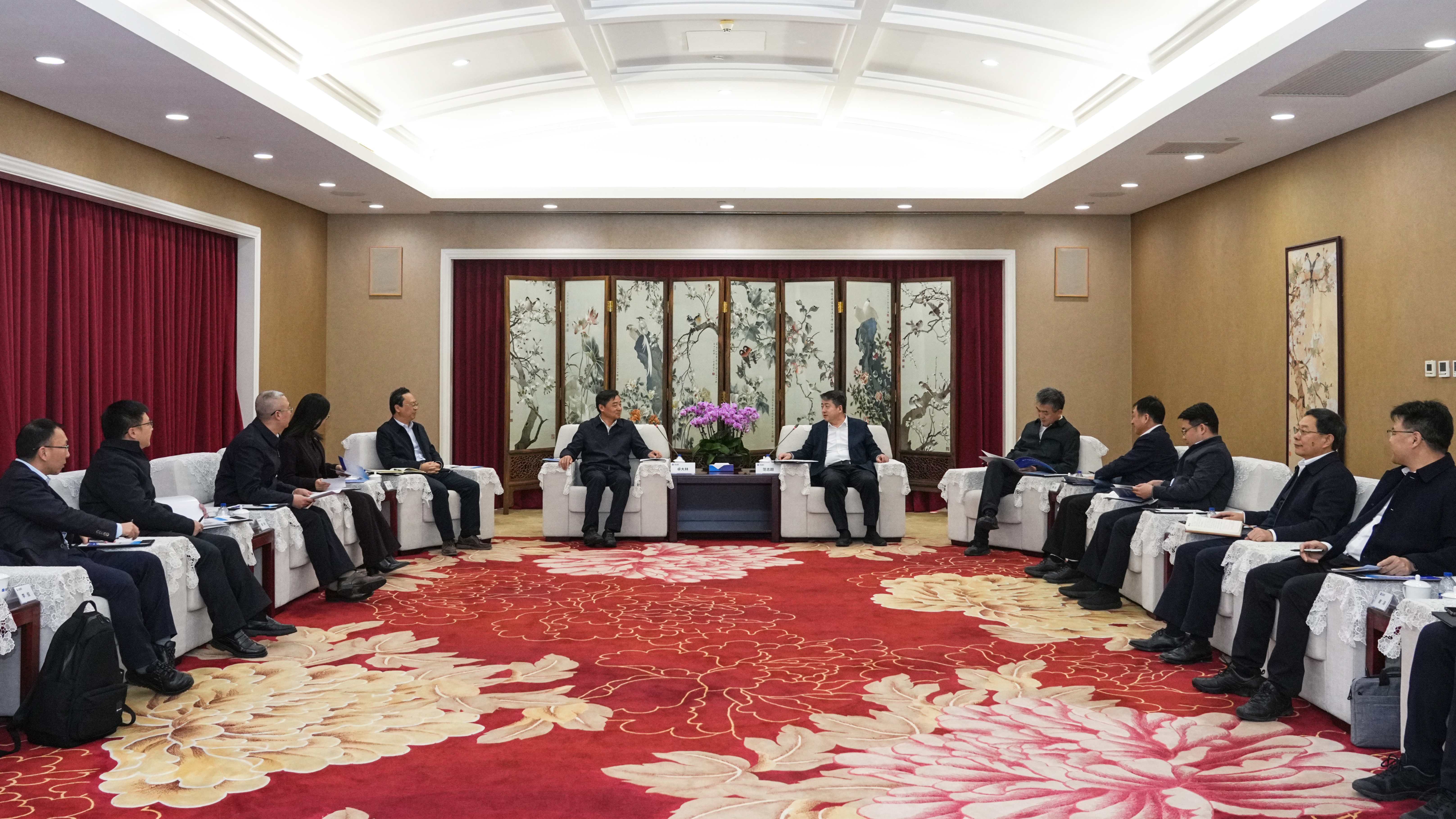 范总替换.jpg
